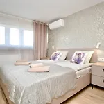 Lagiewniki Free Parking Apartment *